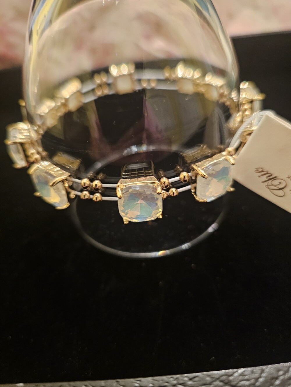Chic & Chic NY White Opal Bracelet NWT - Picture 5 of 5